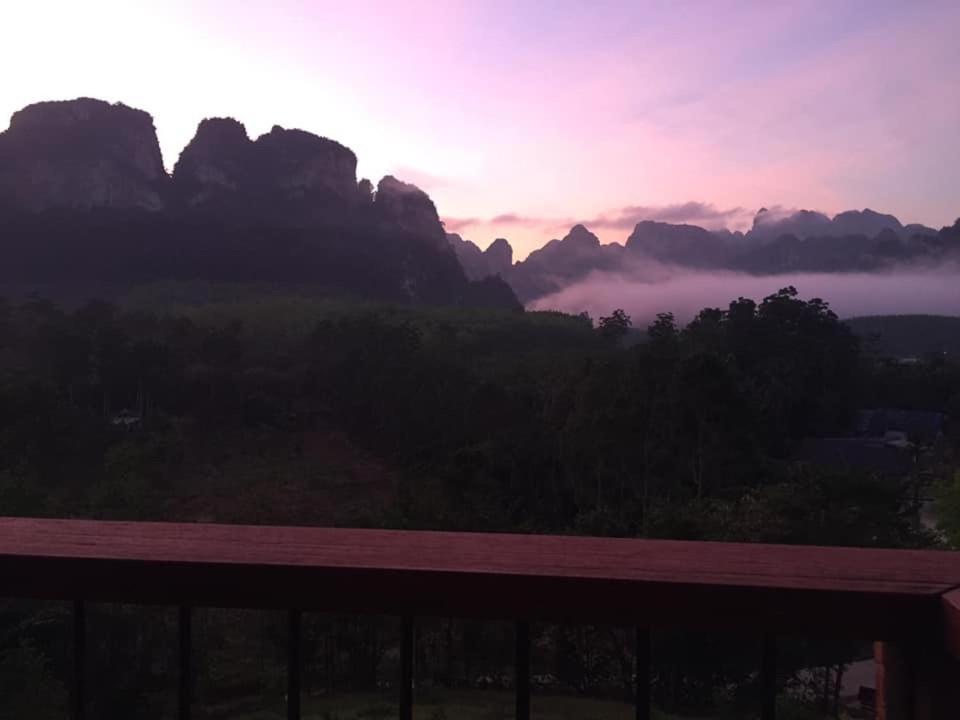 Billion Views Khaosok Homestay Khao Sok National Park Exteriör bild